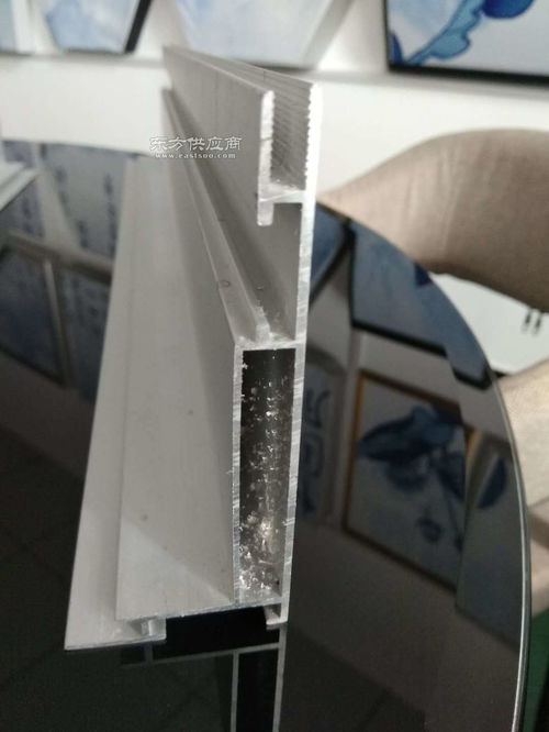 軟膜燈箱鋁邊框 優質軟膜燈箱型材及其圖片展示